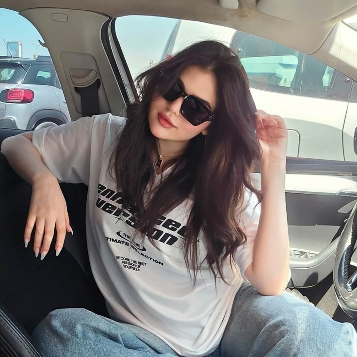 Cute Girl Pic, Images and Photos