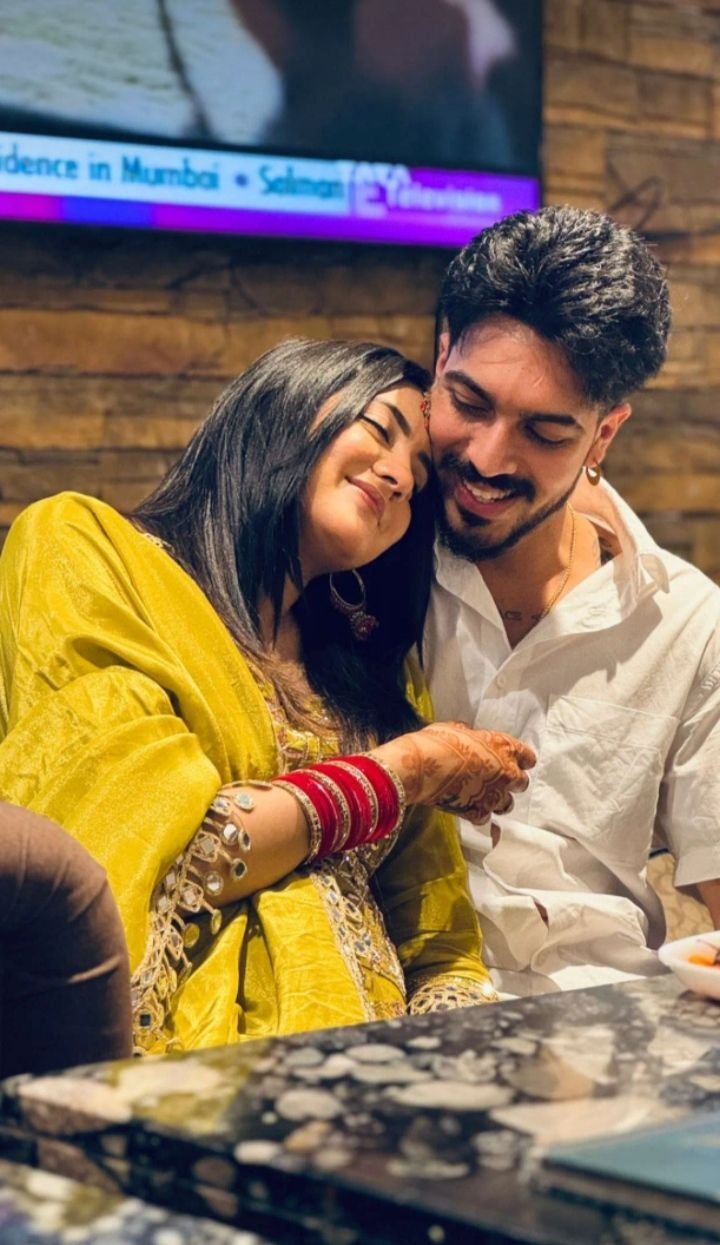 Couple DP, Images and Photos