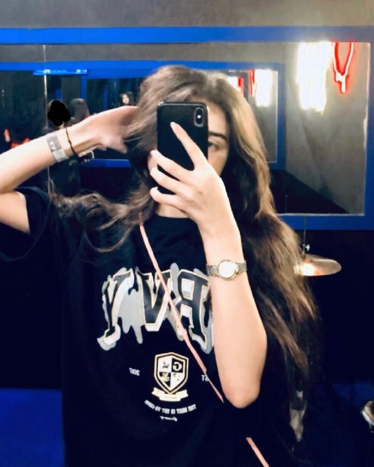 Mirror Selfie DP, Images and Photos