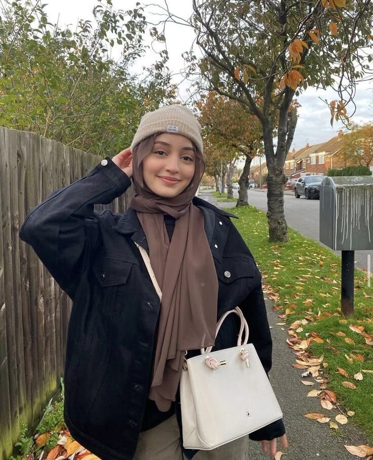 Hijab Girls DP, Images, Pics, Photos & Wallpapers
