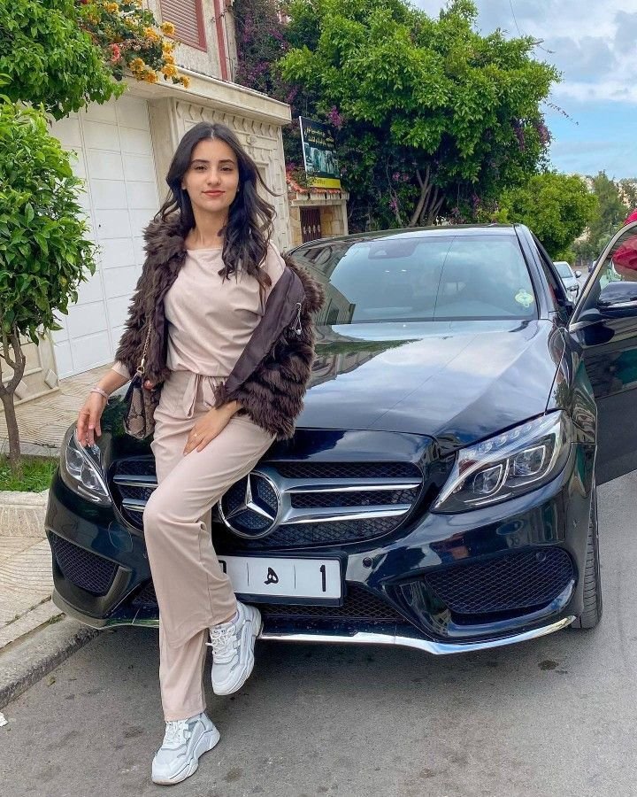 WhatsApp DP Images for Boys & Girls