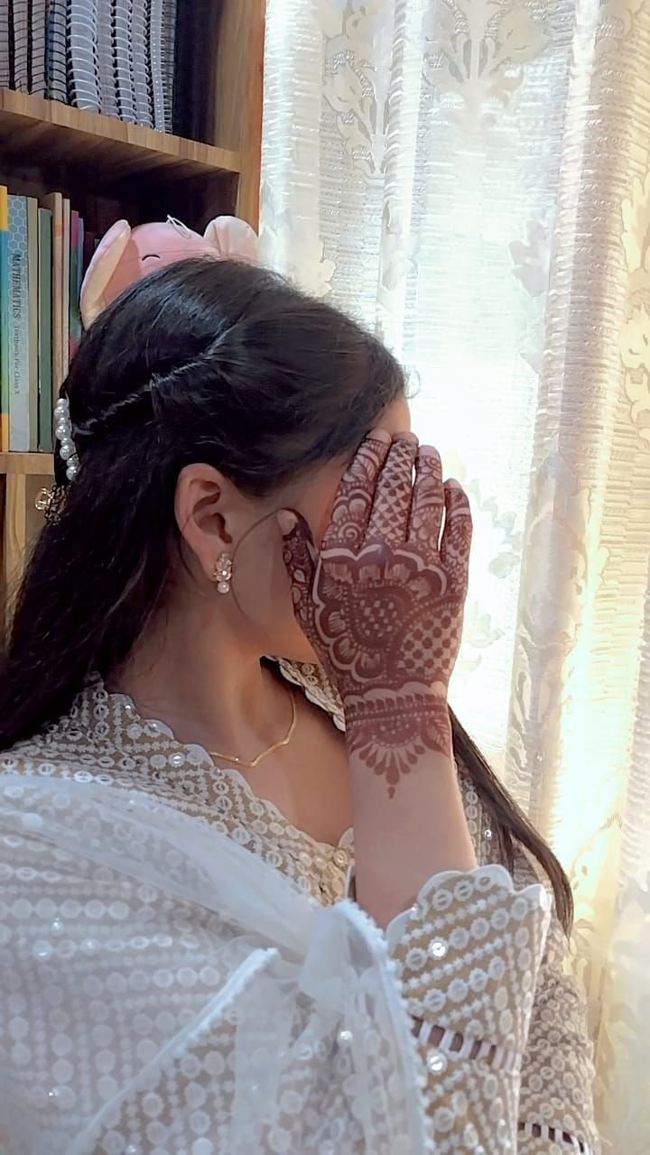 WhatsApp DP Images for Boys & Girls