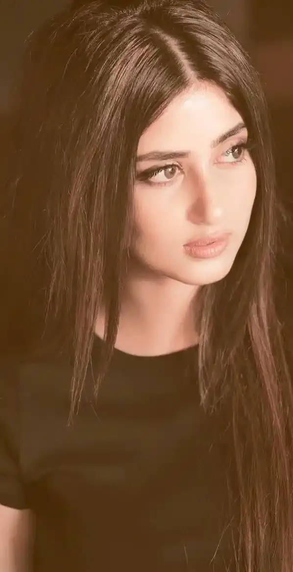 Cute Girl Pic, Images and Photos