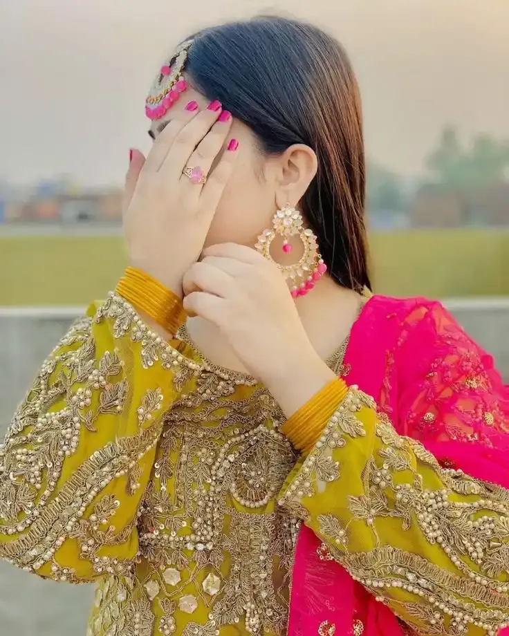 Hidden Face DP for Girls, Images and Photos