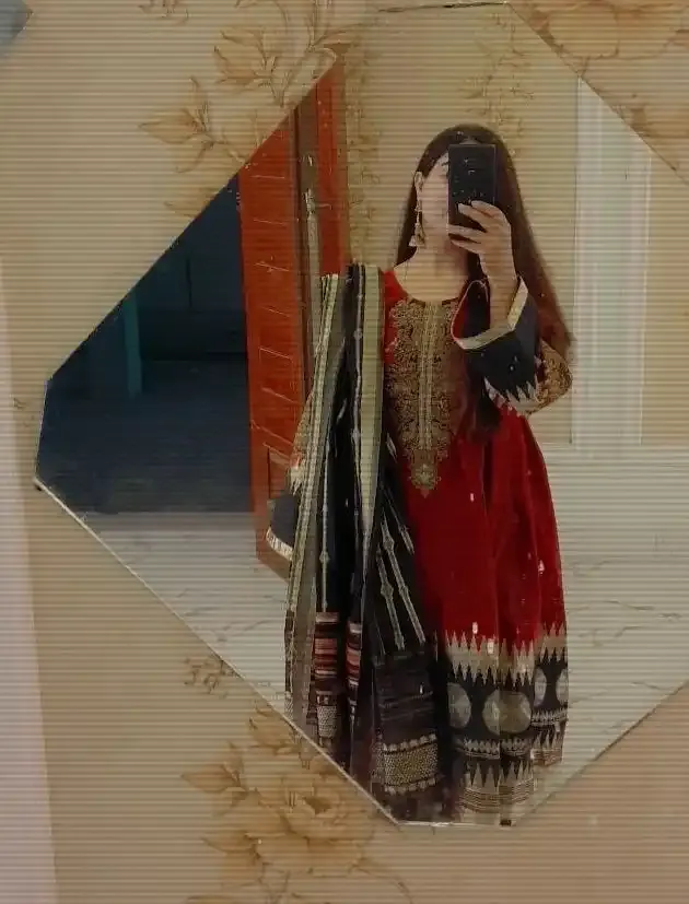 Hidden Face DP for Girls, Images and Photos