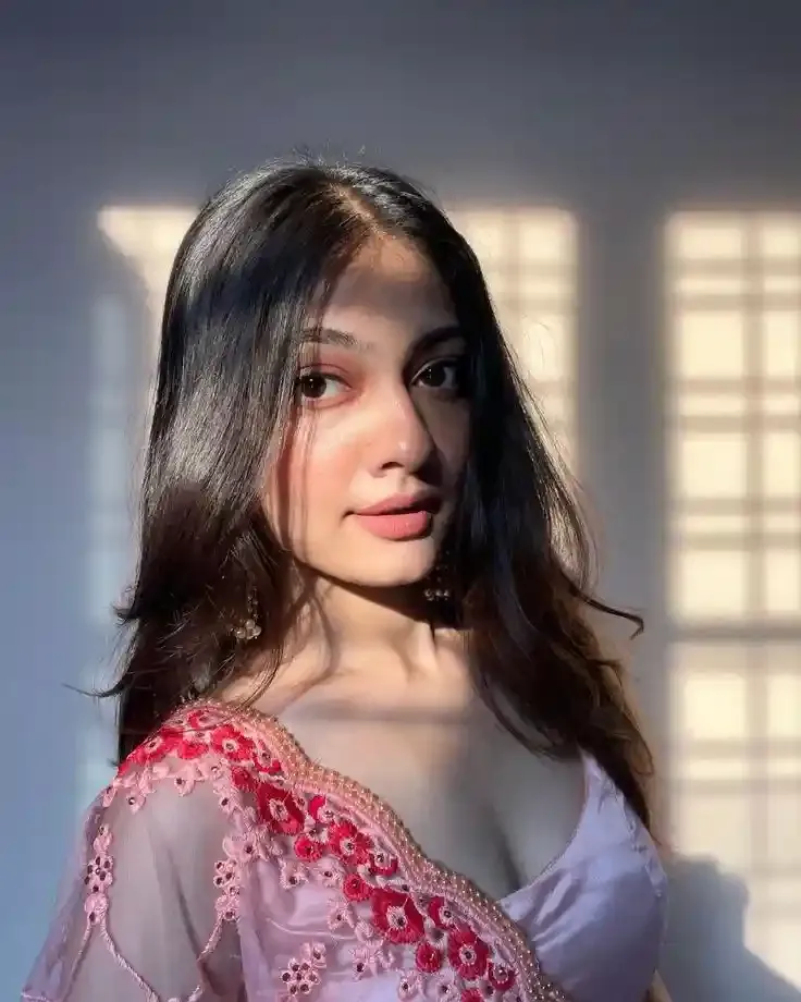 Instagram DP for Girls & Boys