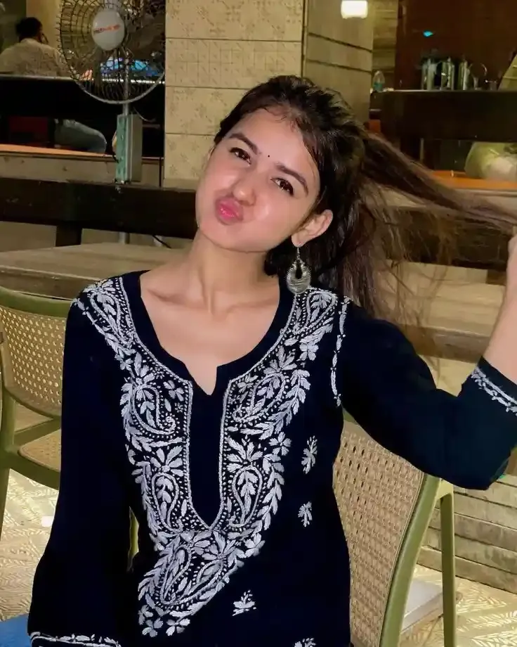 Instagram DP for Girls & Boys