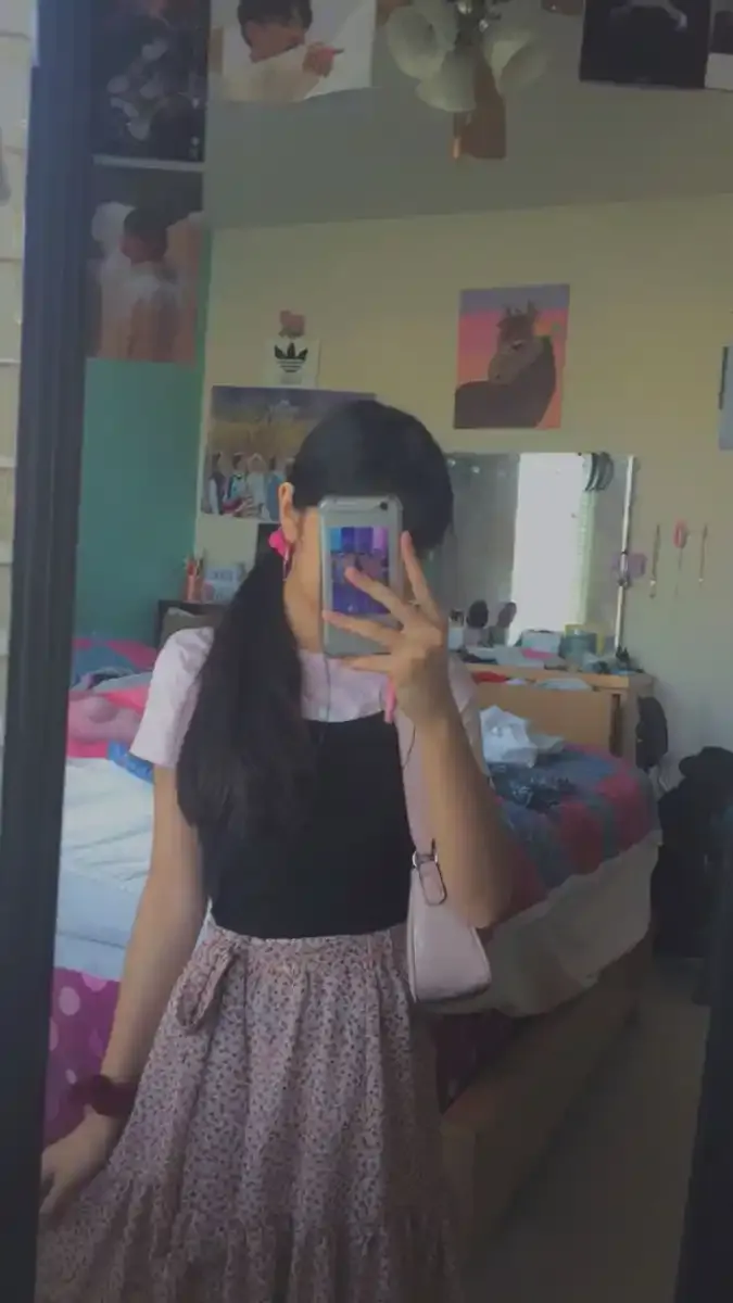 Mirror Selfie DP, Images and Photos