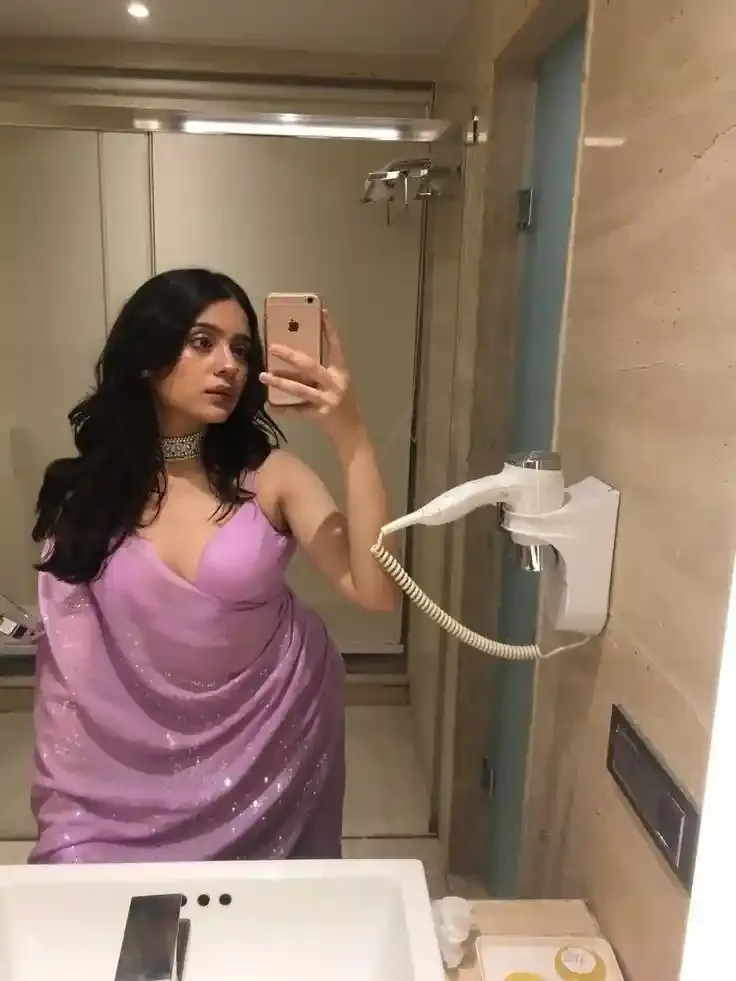 Instagram DP for Girls & Boys